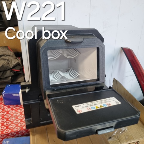 کول باکس مرسدس بنز W221