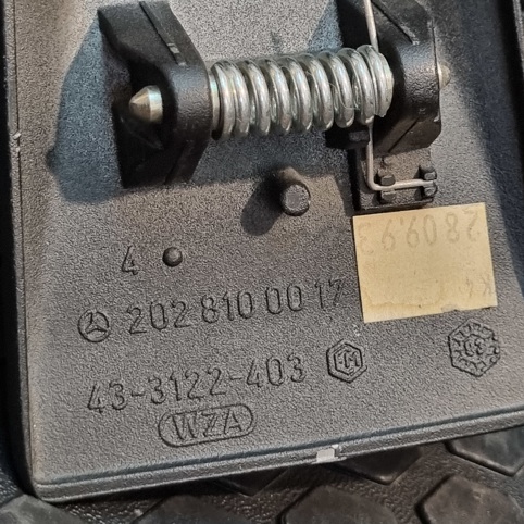 آینه وسط مرسدس بنز W202 اصلی