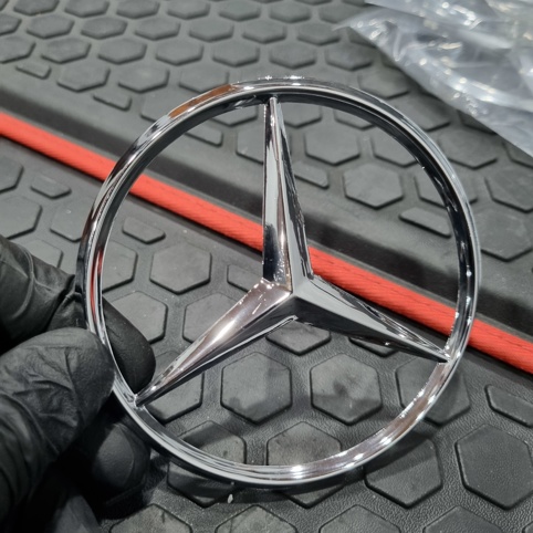 ستاره صندوق مرسدس بنز ترکی