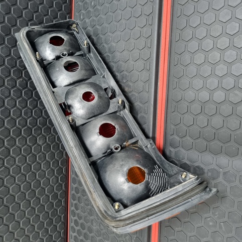 خطر سمت شاگرد مرسدس بنز W201 اصلی