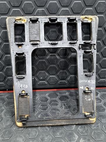 بچه کنسول مرسدس بنز W201 اصلی