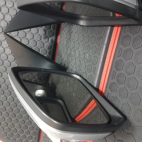 آینه های جانبی مرسدس بنز W204 اصلی