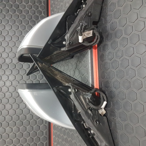 آینه های جانبی مرسدس بنز W204 اصلی