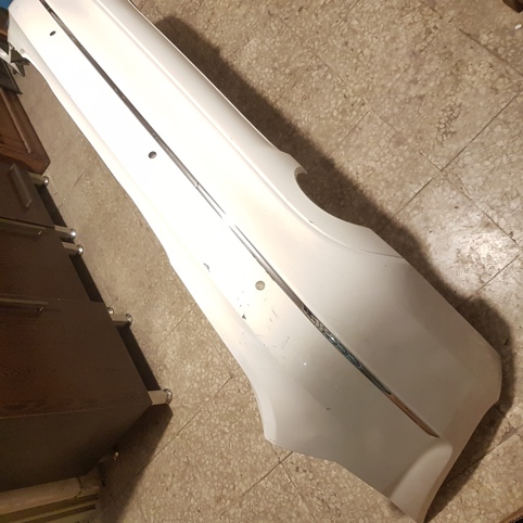 سپر عقب یک سمت اگزوز مرسدس بنز W204 اصلی