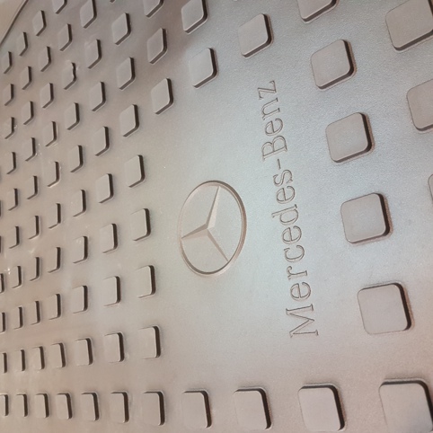 کفپوش صندوق مرسدس بنز W212 اصلی