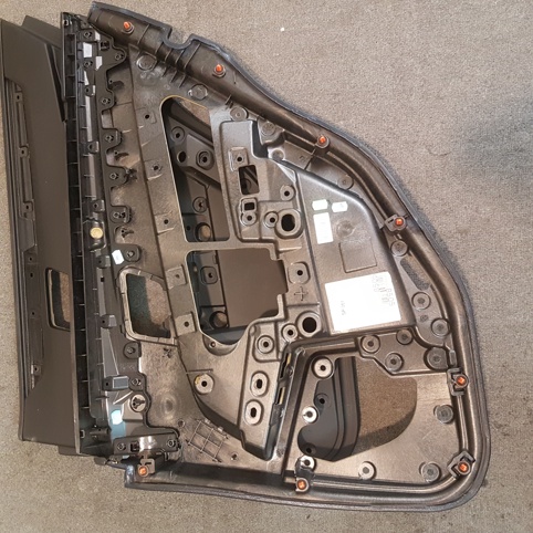 رودری عقب مرسدس بنز W212 اصلی