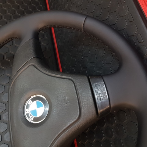 فرمان سه شاخ بی ام و E36