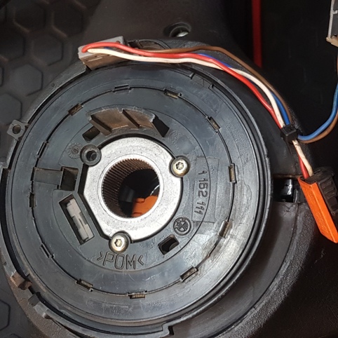 فرمان سه شاخ بی ام و E36