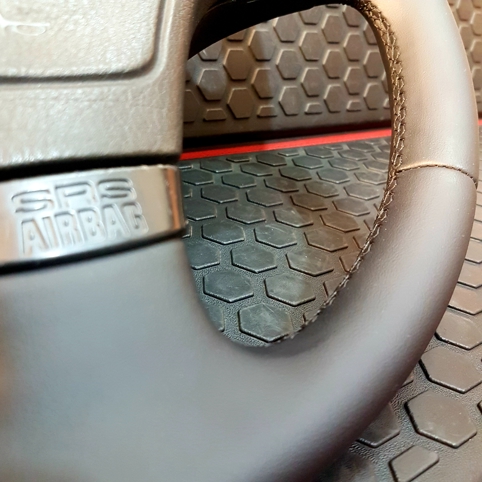 فرمان سه شاخ بی ام و E36