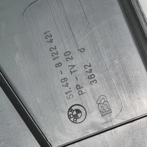 قاب پشت در صندوق بی ام و E36 اصلی