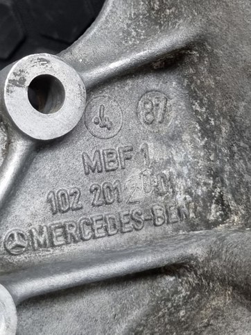 واتر پمپ موتور M102 مرسدس بنز W124 اصلی