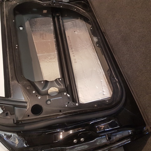  در جلو و عقب مرسدس بنز W221