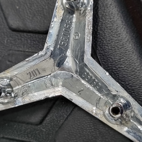 ستاره صندوق مرسدس بنز اصلی