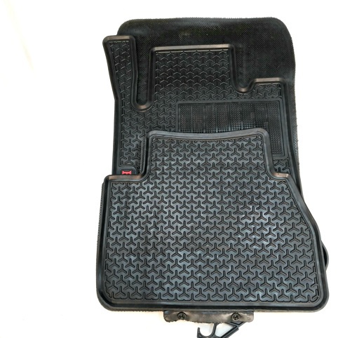 لاستیک کفپایی 5 تیکه ای مرسدس بنز W210 