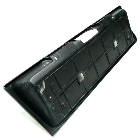 قاب پلاک بی ام و E30 اصلی