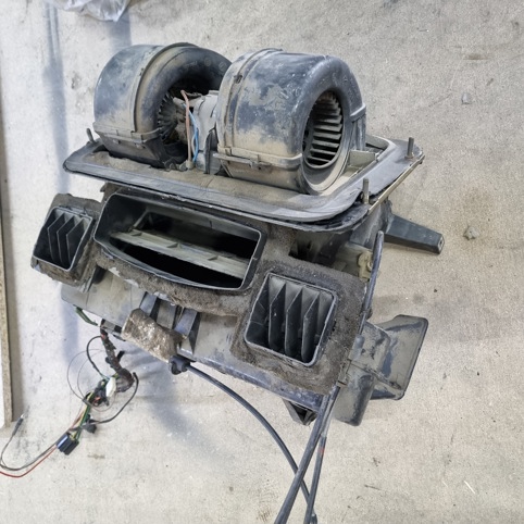 اواپراتور بخاری بی ام و E30 اصلی