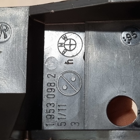 تک کشویی سپر جلو بی ام و E30