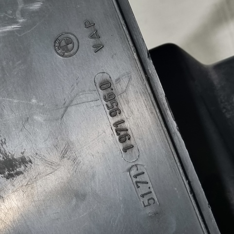 بادگیر جلوی رادیاتور بی ام و E30 اصلی