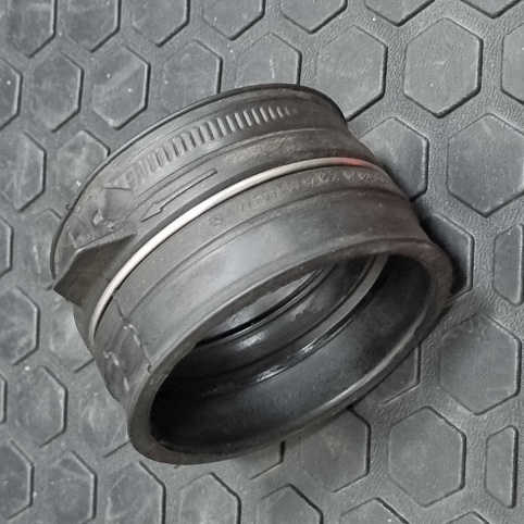 خرطومی دریچه گاز موتور M271 مرسدس بنز اصلی