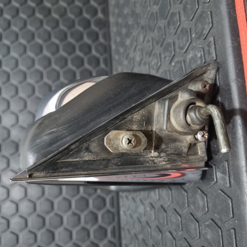 آینه سمت راننده مرسدس بنز W115