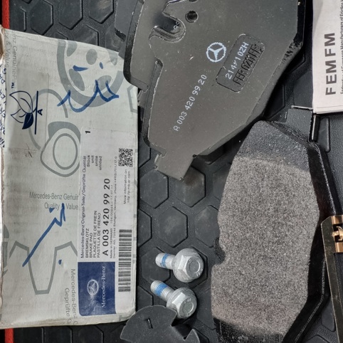 لنت ترمز عقب مرسدس بنز