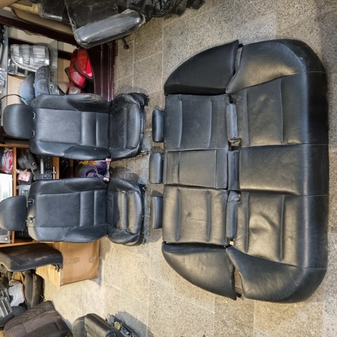 سالن مشکی E46 M