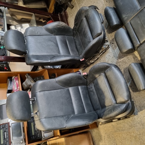 سالن مشکی E46 M