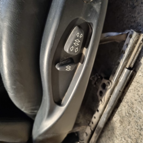 سالن مشکی E46 M