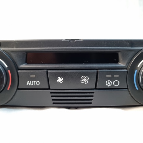 پنل دیجیتال بی ام و اصلی