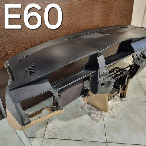داشبورد بی ام و E60