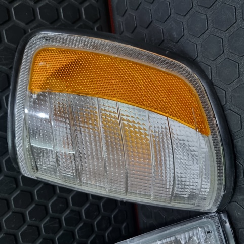 راهنمای دو رنگ طرح آمریکایی بنز  W124