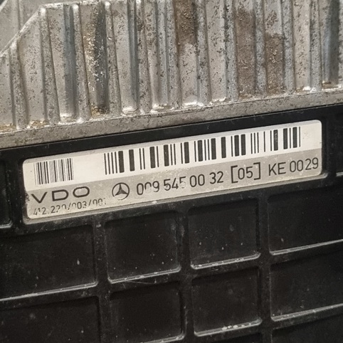 ای سی یو بنز W124