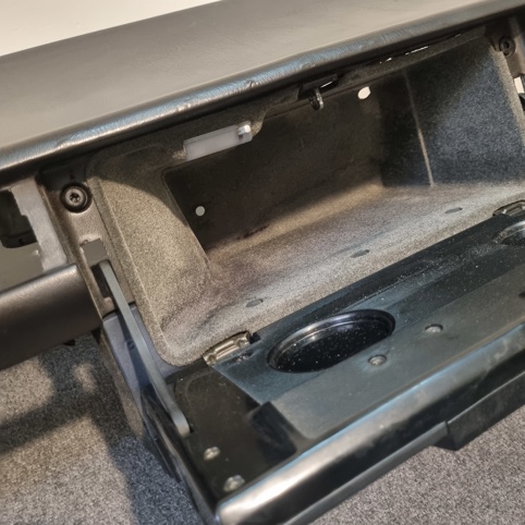 داشبورد کامل بنز W124