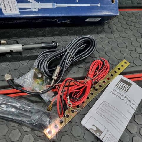 W124 Automatic Antenna