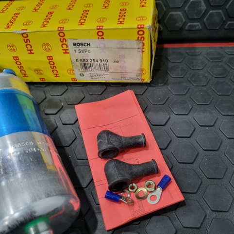 پمپ بنزین BOSCH بنز W124