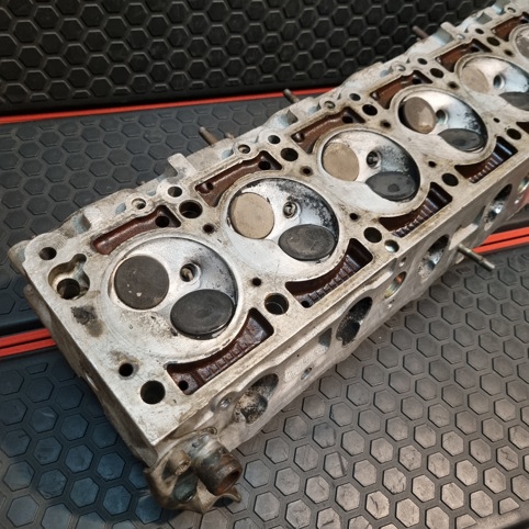 سر سیلندر M103 بنز W124