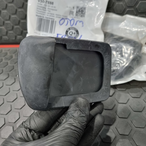 لاستیک پدال ترمز بنز W124 اتوماتیک 